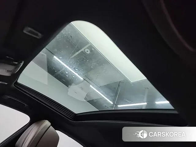 BMW 5 Series (G30) 2019 Синий из Кореи, фото 5