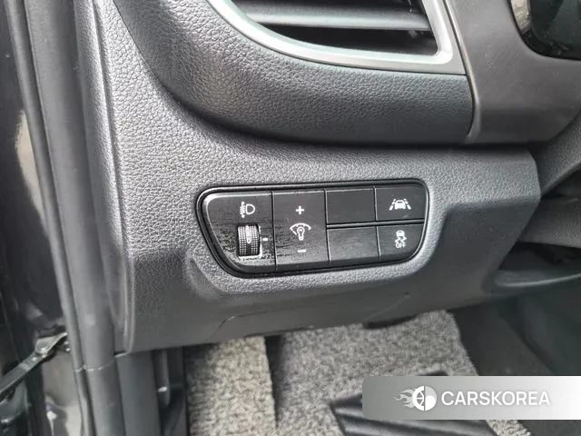 Kia Seltos 2021 Серый из Кореи, фото 5