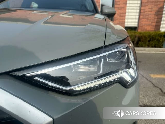 Audi Q3 2024 Темно-серый из Китая, фото 5
