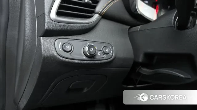 Chevrolet (GM Daewoo) The New Trax 2018 Белый из Кореи, фото 5