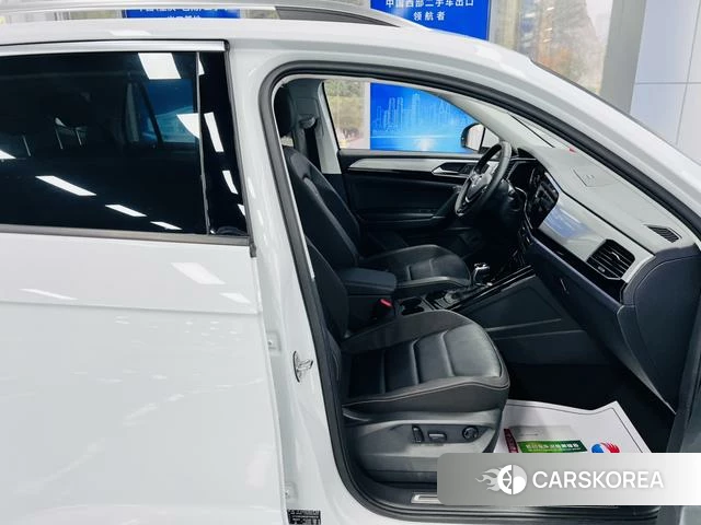 Volkswagen Tanyue 2022 Белый из Китая, фото 5