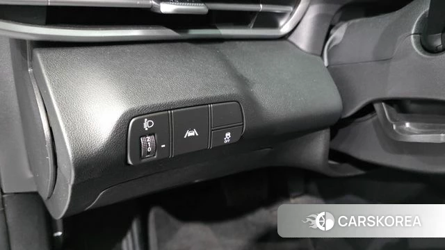 Hyundai Avante (CN7) 2022 Серебристо-серый из Кореи, фото 5