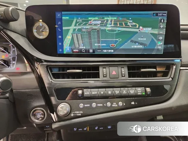 Lexus ES300h 7th generation 2023 Черный из Кореи, фото 5