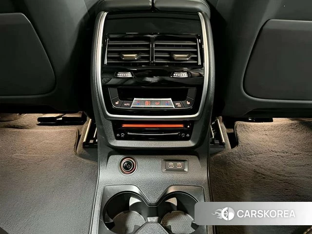 BMW X7 (G07) 2021 Черный из Кореи, фото 5