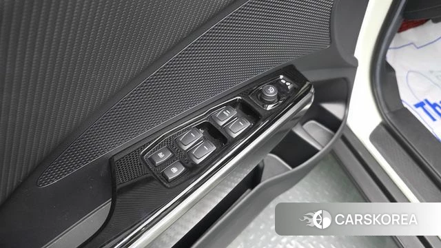 Ssangyong The New Tivoli 2024 Белый из Кореи, фото 5