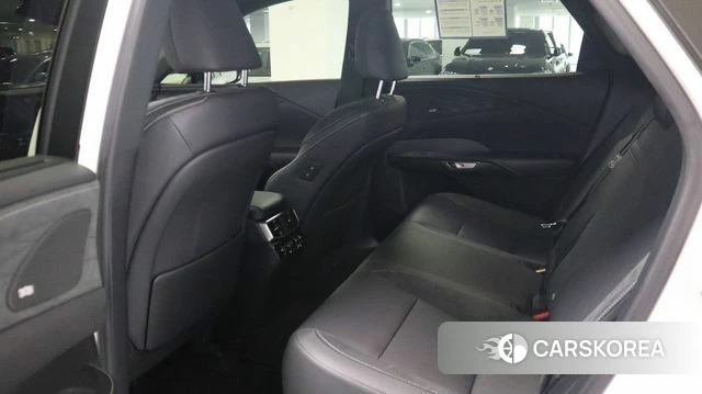 Lexus RX450h + 5th generation 2025 Белый из Кореи, фото 5