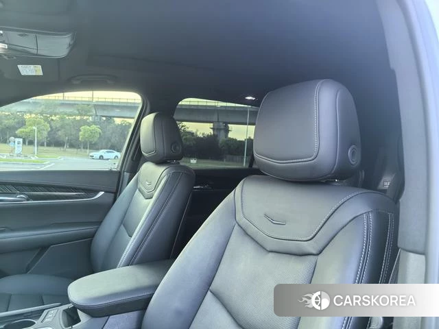 Cadillac XT6 2021 Белый из Китая, фото 5