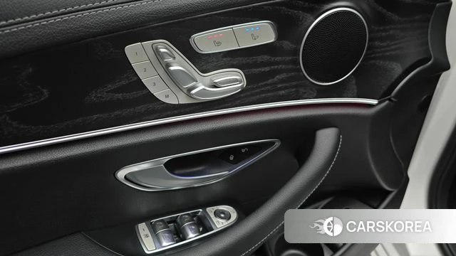 Mercedes-Benz E-Class W213 2023 Белый из Кореи, фото 5