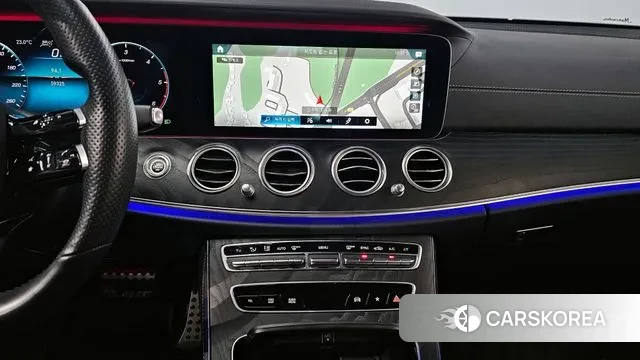 Mercedes-Benz E-Class W213 2020 Белый из Кореи, фото 5