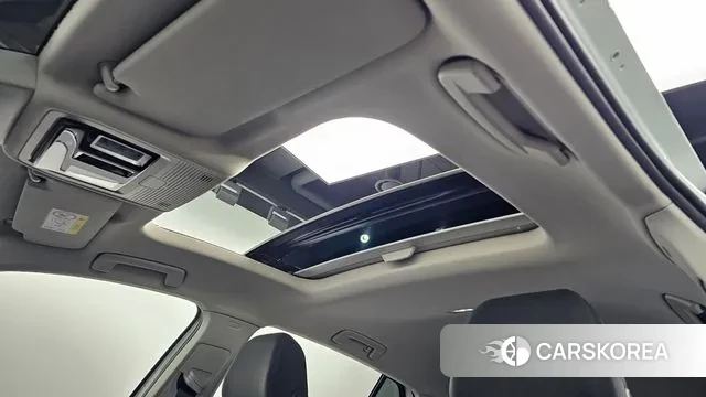 Volkswagen Golf 8th Generation 2022 Белый из Кореи, фото 5