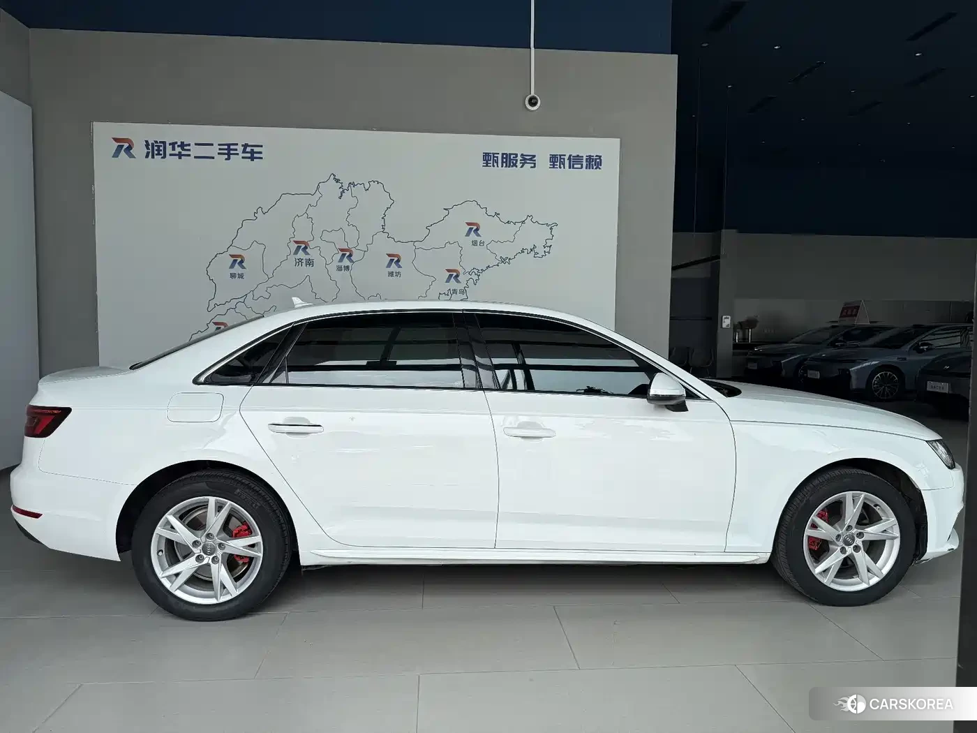 Audi A4L 2018 Белый из Китая, фото 5