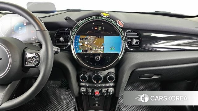 Mini Cooper 2023 Белый из Кореи, фото 5