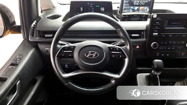 Hyundai Staria 2022 Желтый из Кореи, фото 5