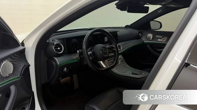 Mercedes-Benz E-Class W213 2022 Белый из Кореи, фото 5