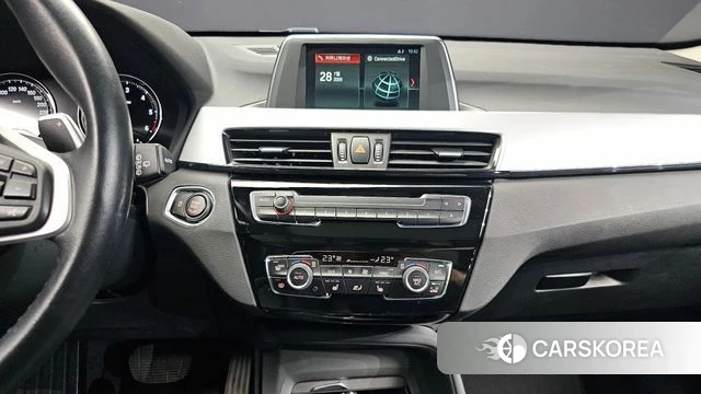 BMW X1 (F48) 2019 Синий из Кореи, фото 5