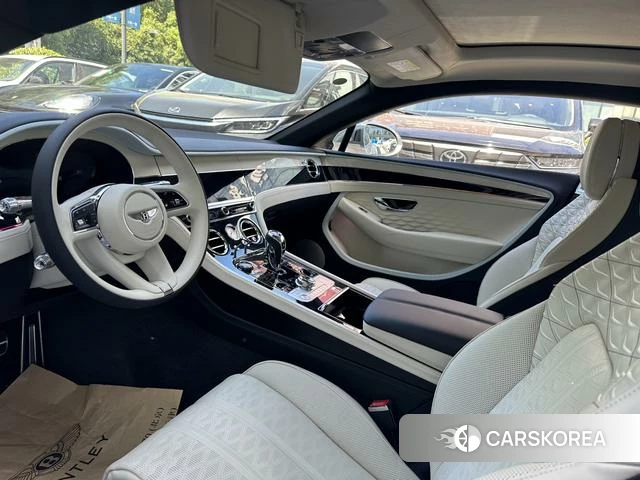 Bentley Continental 2024 Белый из Китая, фото 5