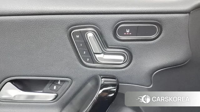 Mercedes-Benz A-Class W177 2020 Белый из Кореи, фото 5