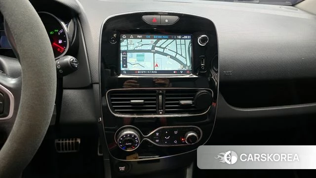 Renault Korea (Samsung) Clio 2019 Белый из Кореи, фото 5