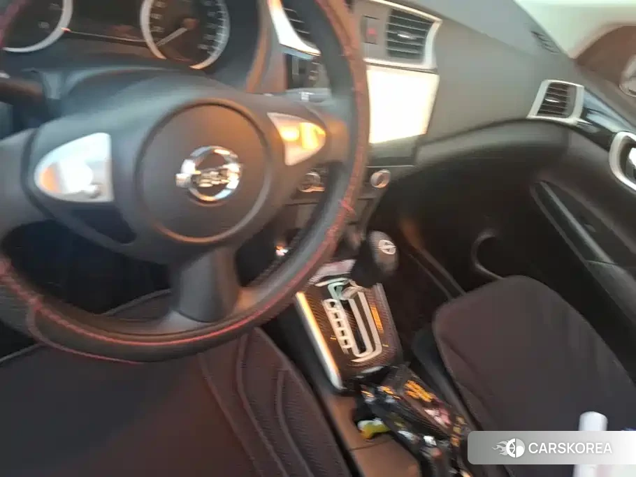 Nissan Sylphy 2026 Silver/gray из Китая, фото 5