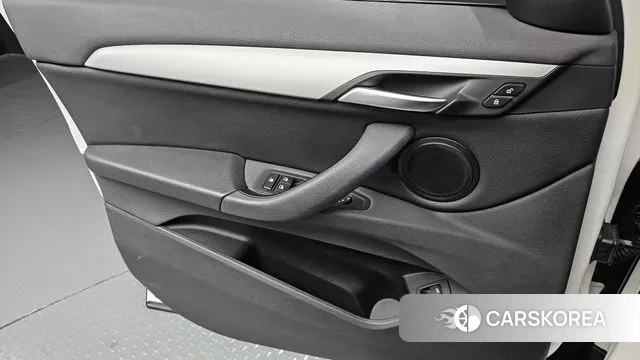 BMW X1 (F48) 2019 Белый из Кореи, фото 5