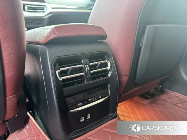 BMW 3 series 2022 Черный из Китая, фото 5