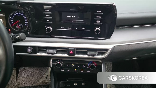 Kia K5 3rd generation 2023 Серый из Кореи, фото 5