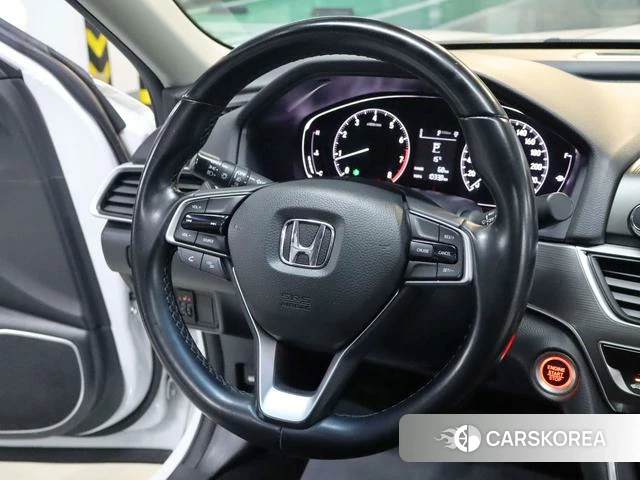 Honda Accord 2021 Белый из Китая, фото 5