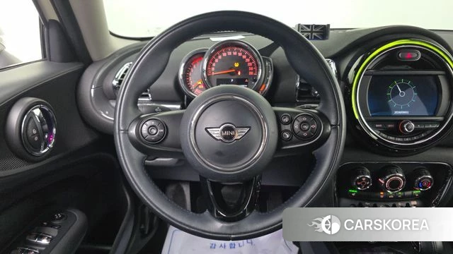 Mini Cooper Clubman 2018 Жемчужный цвет из Кореи, фото 5