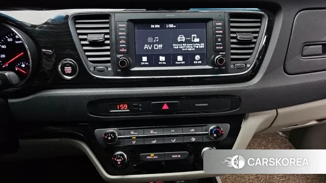 Kia The New Carnival 2019 Белый из Кореи, фото 5