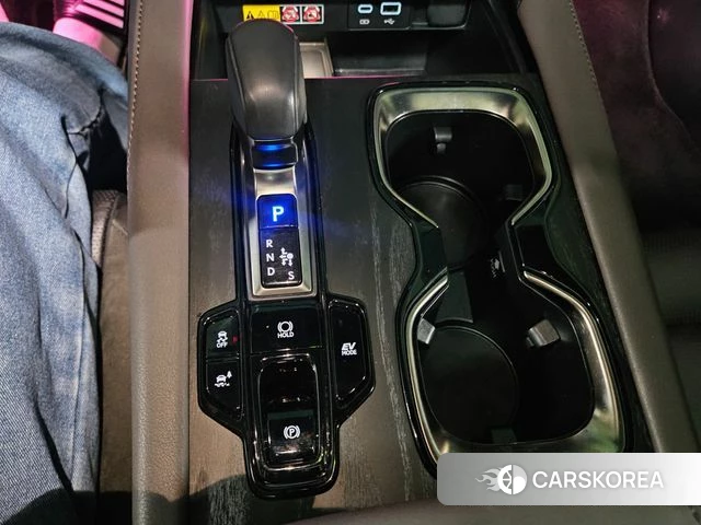 Lexus RX350h 5th generation 2025 Белый из Кореи, фото 5