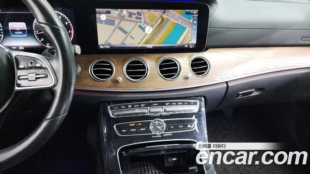 Mercedes-Benz E-Class W213 2020 Серый из Кореи, фото 5