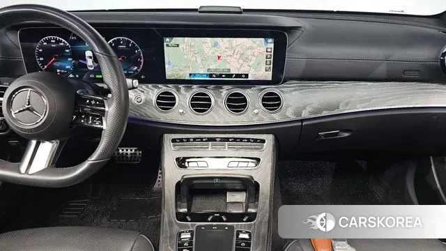 Mercedes-Benz E-Class W213 2022 Белый из Кореи, фото 5