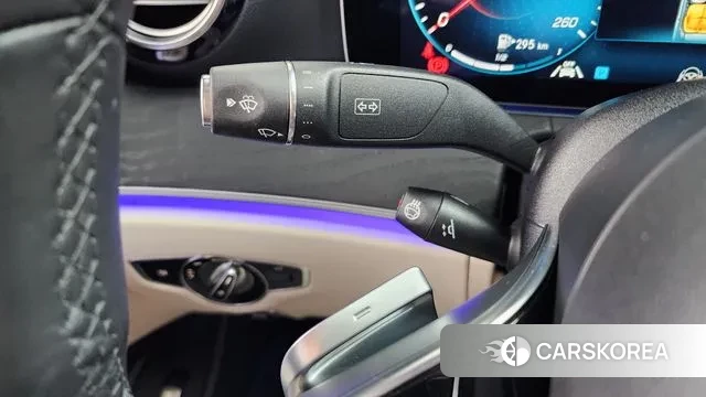 Mercedes-Benz E-Class W213 2023 Черный из Кореи, фото 5