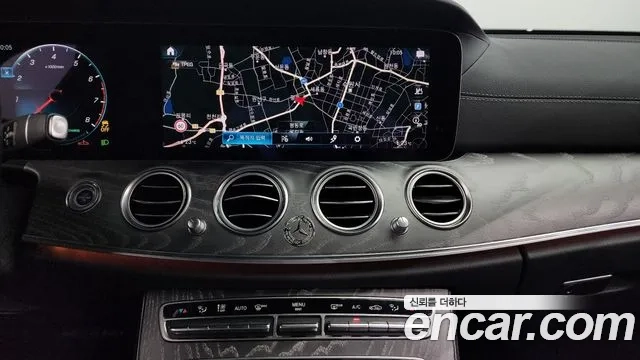 Mercedes-Benz E-Class W213 2020 Белый из Кореи, фото 5