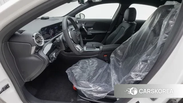 Mercedes-Benz A-Class W177 2025 Белый из Кореи, фото 5