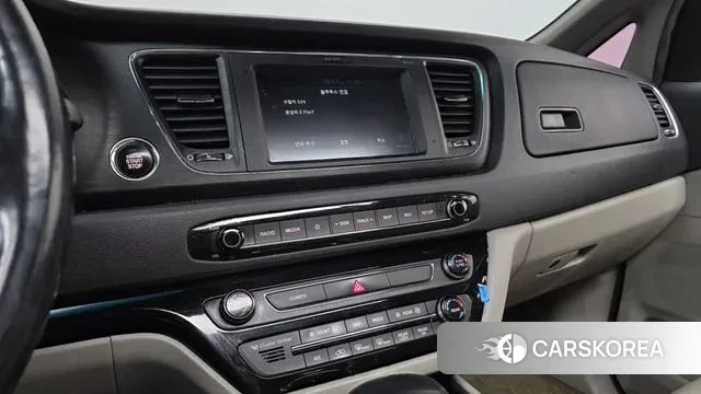 Kia The New Carnival 2018 Черный из Кореи, фото 5