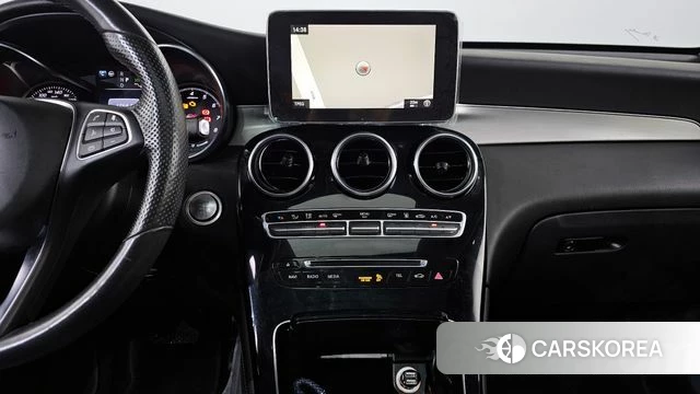 Mercedes-Benz GLC-Class X253 2018 Белый из Кореи, фото 5