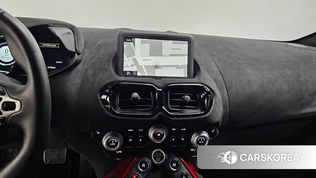 Aston Martin Vantage 2nd Generation 2019 Красный из Кореи, фото 5