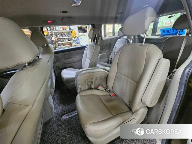 Kia The New Carnival 2019 Желтый из Кореи, фото 5
