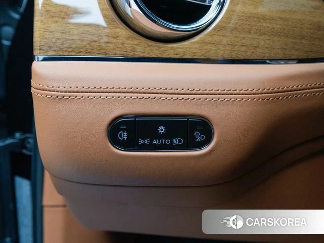 Bentley Bentayga 2025 Черный из Кореи, фото 5