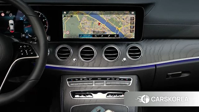 Mercedes-Benz E-Class W213 2023 Белый из Кореи, фото 5