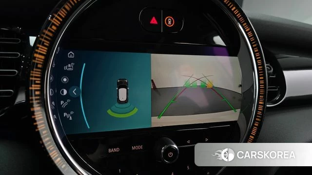 Mini Cooper 2023 Серебряный из Кореи, фото 5