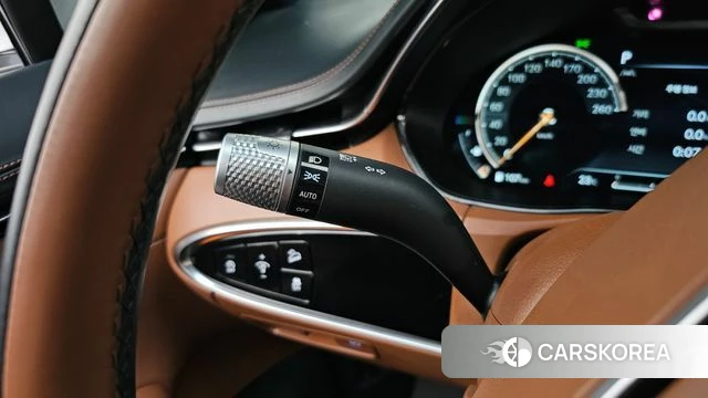 Genesis GV70 2023 Белый из Кореи, фото 5