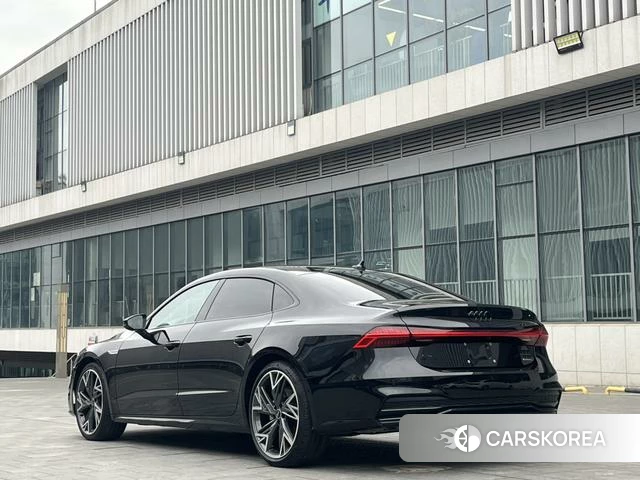 Audi A7L 2023 Черный из Китая, фото 5