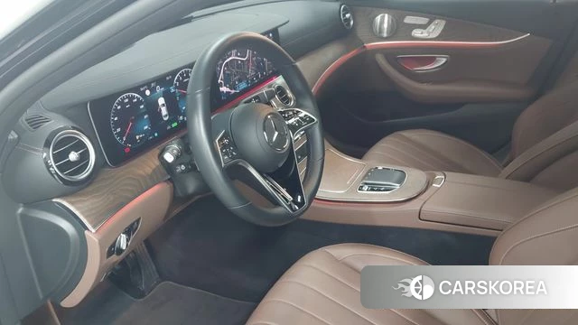 Mercedes-Benz E-Class W213 2022 Синий из Кореи, фото 5