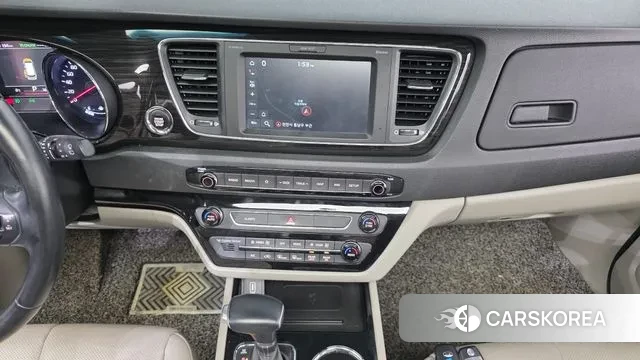 Kia The New Carnival 2019 Белый из Кореи, фото 5