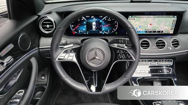 Mercedes-Benz E-Class W213 2022 Белый из Кореи, фото 5