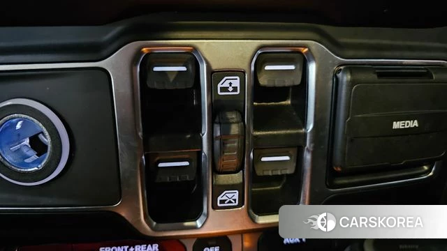 Jeep Gladiator (JT) 2021 Красный из Кореи, фото 5