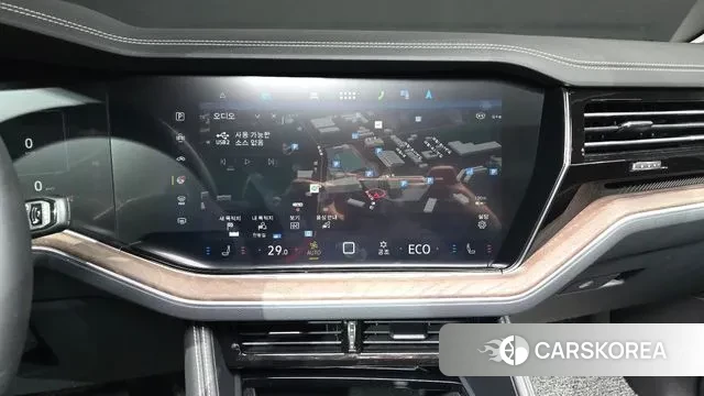 Volkswagen Touareg 3rd generation 2024 Коричневый из Кореи, фото 5