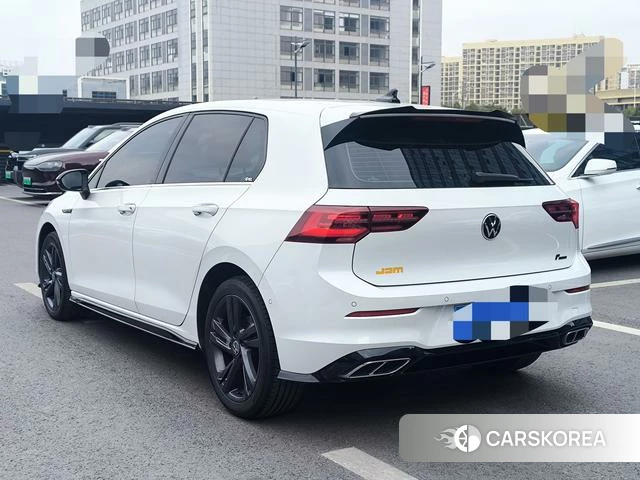 Volkswagen Golf 2022 Белый из Китая, фото 5